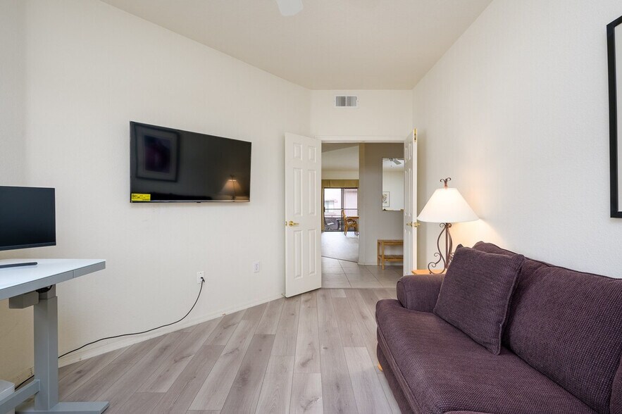 Building Photo - 9455 E Raintree Dr