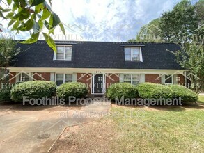 Building Photo - 4209 Dixon Rd