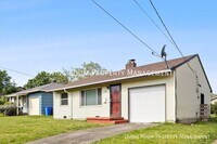 Building Photo - 6201 NE 14th Ave