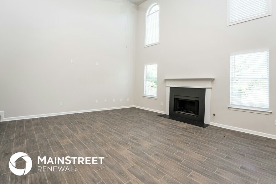 Building Photo - 4547 Carriage Park Dr