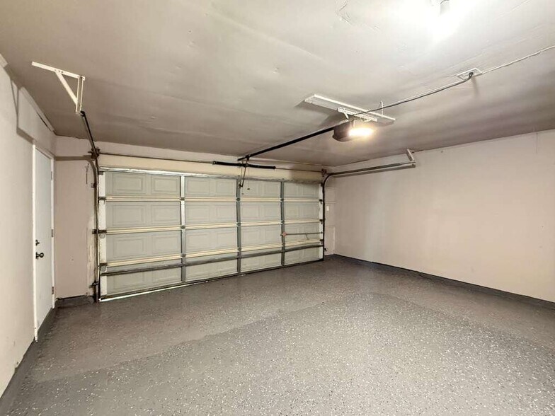 Building Photo - 5214 Charolais Dr