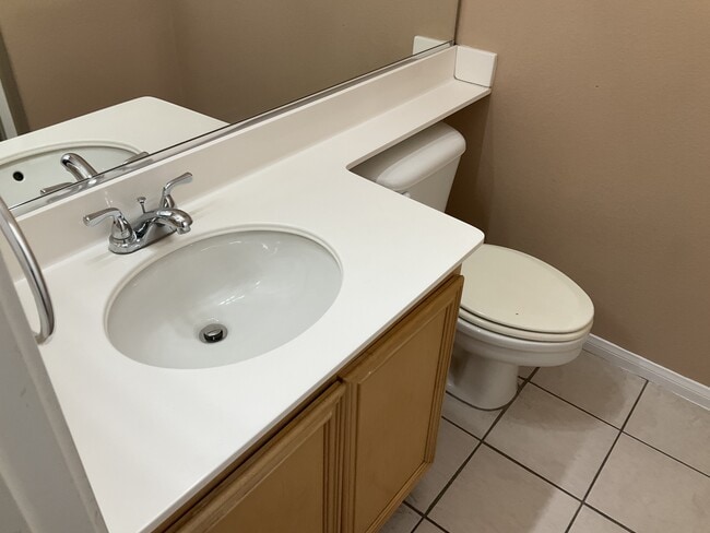 Building Photo - 8510 Sonnet Ct