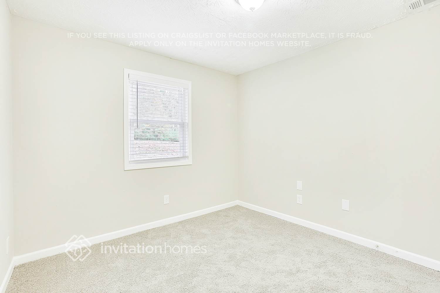 Building Photo - 210 Hunt Ridge Dr