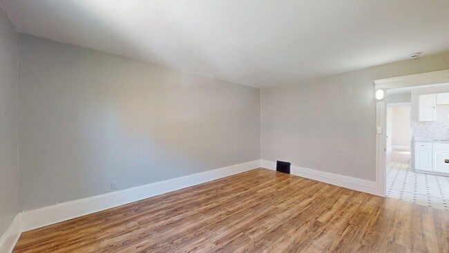 Building Photo - 3149 W 32nd St