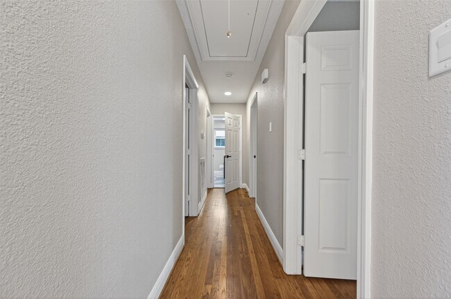 Building Photo - 5407 Lymbar Dr