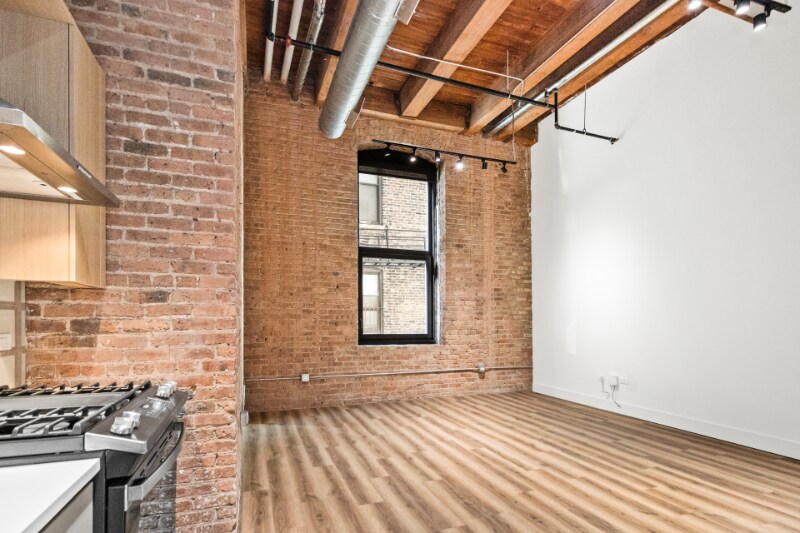 Building Photo - 145 W Ohio St