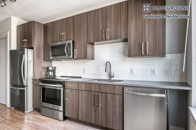 Building Photo - 2298 W 28th Ave