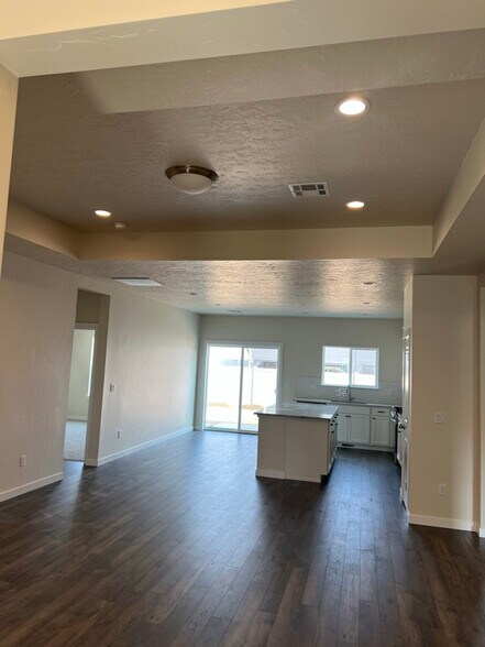 Building Photo - 11478 Julianna Ct