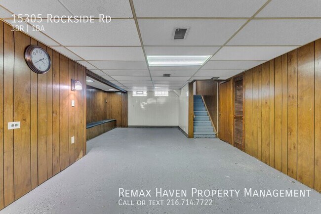 Building Photo - 15305 Rockside Rd