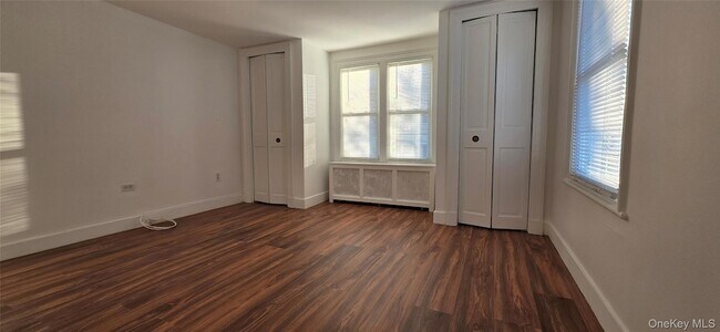 Building Photo - 20 Hamilton Ave