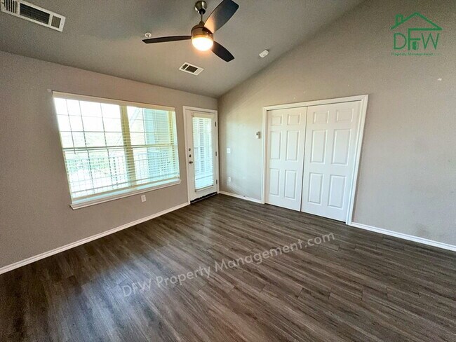 Building Photo - For Lease: 1BR Condo in Northeast Dallas - Minutes to NorthPark