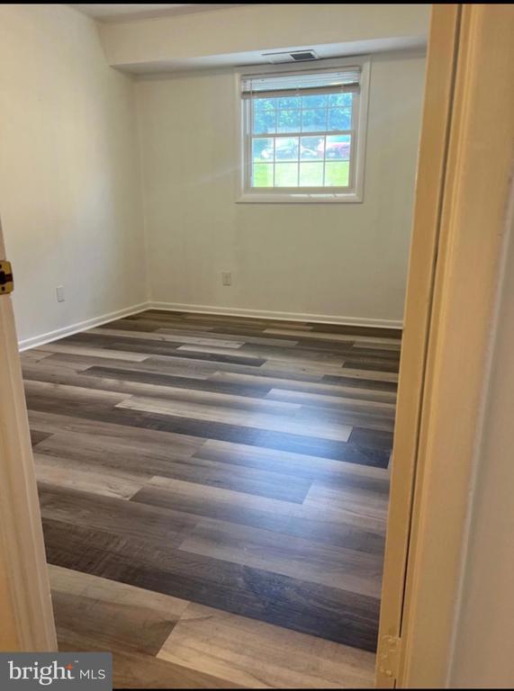 Building Photo - 3790 Lyndhurst Dr