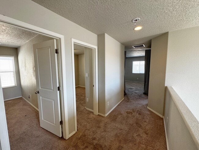 Building Photo - 8901 Eagle Hills Dr NW