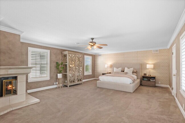 Building Photo - 669 35th St