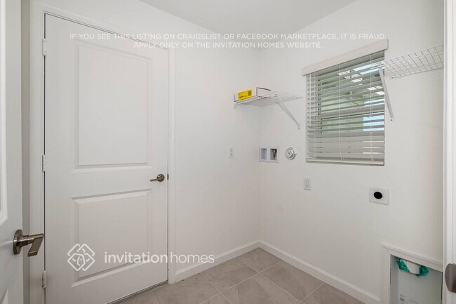 Building Photo - 1455 Diablo Cir SW