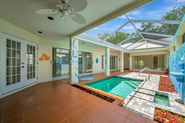 Building Photo - 3BR/2.5BA Private Pool Home | Chestnut Creek Community in Venice