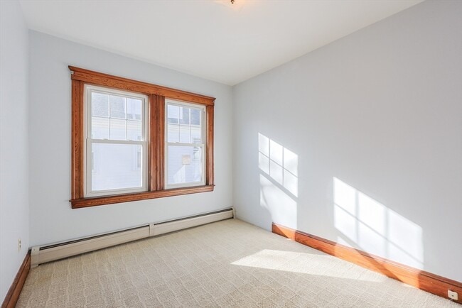 Building Photo - 55 Glenellen Rd