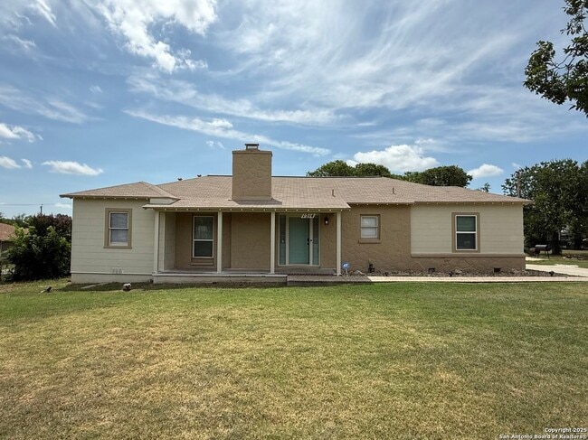 Building Photo - 1214 Sutton Dr
