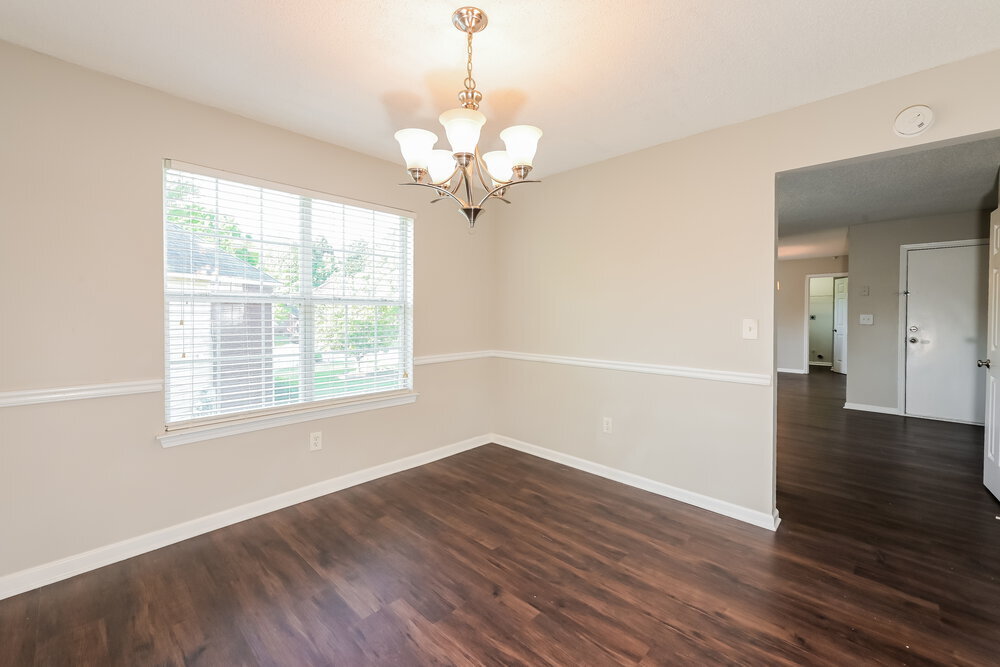 Building Photo - 3370 Spring Mesa Dr SW