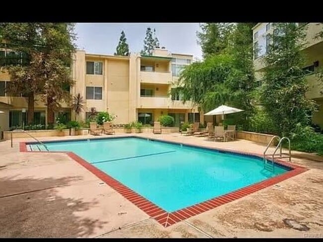 Building Photo - 7800 Topanga Canyon Blvd