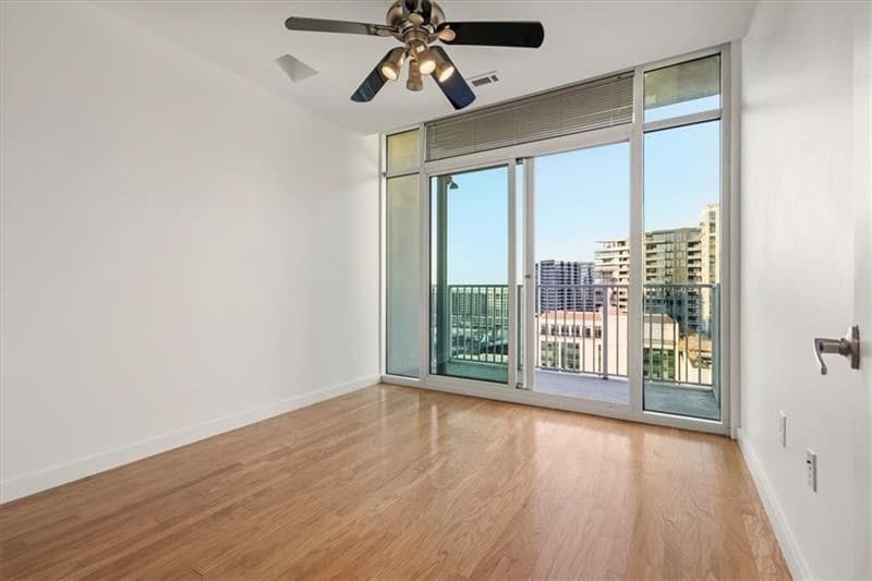 Building Photo - 250 Pharr Rd NE