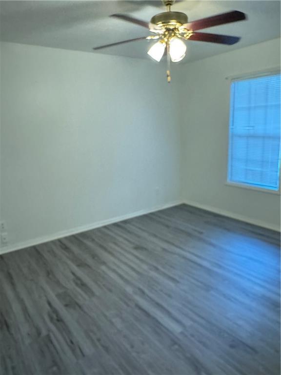 Building Photo - 701 Chase Ln