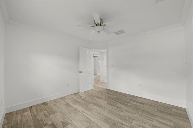 Building Photo - 5301 Venetian Blvd NE