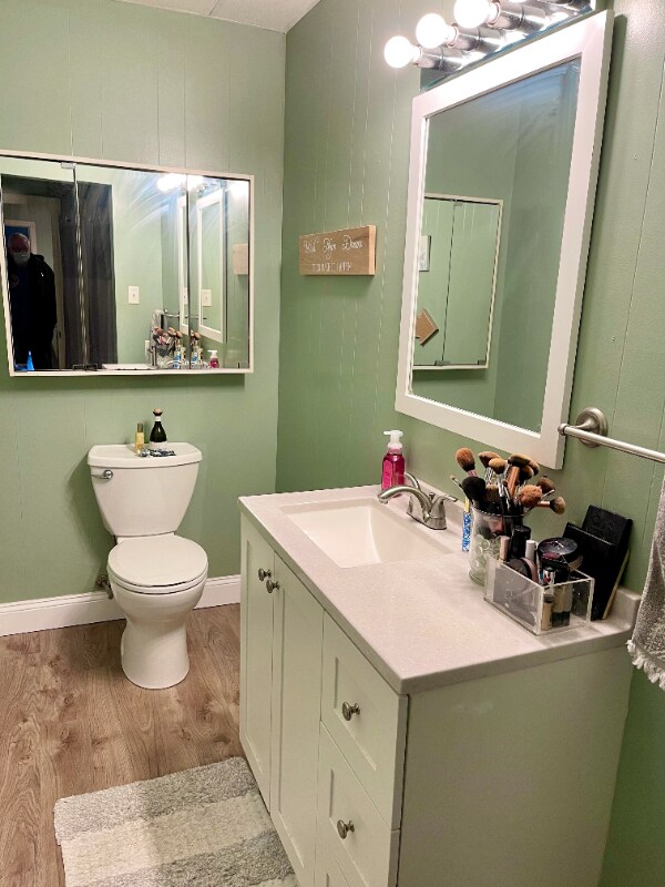 Building Photo - 211 Main St