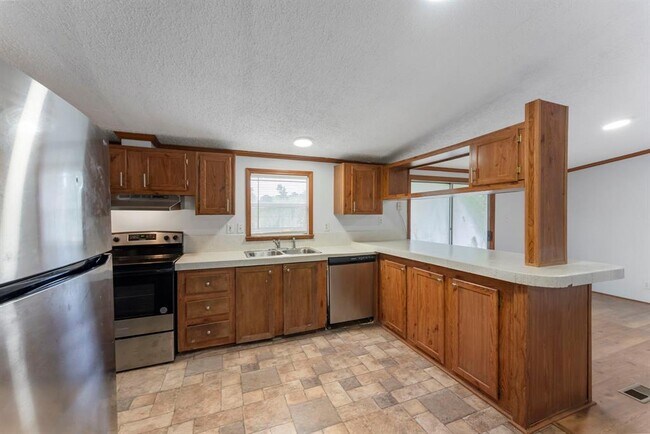 Building Photo - 21629 County Rd 3749