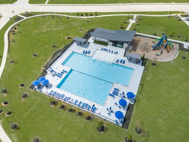 Building Photo - 13769 Kit Run