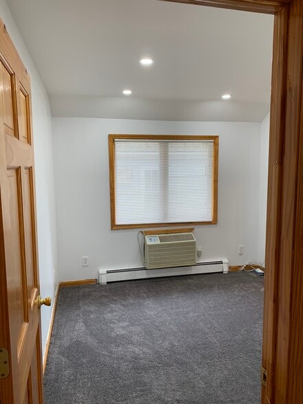 Third Bedroom - 58-25 254th St