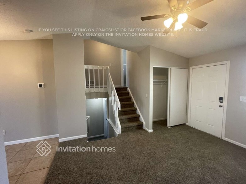 Building Photo - 4572 S Buckley Way