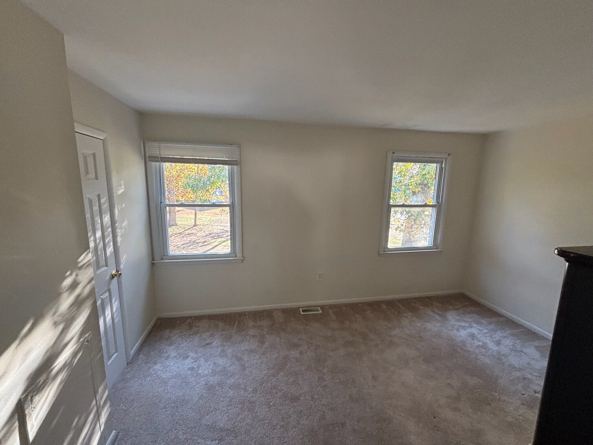 Bedroom 2 - 79 Tavistock Dr