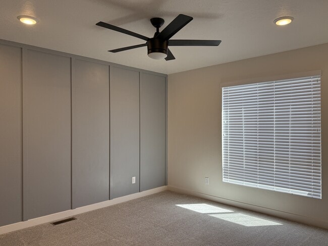 Building Photo - 63 E Hamblin Ln