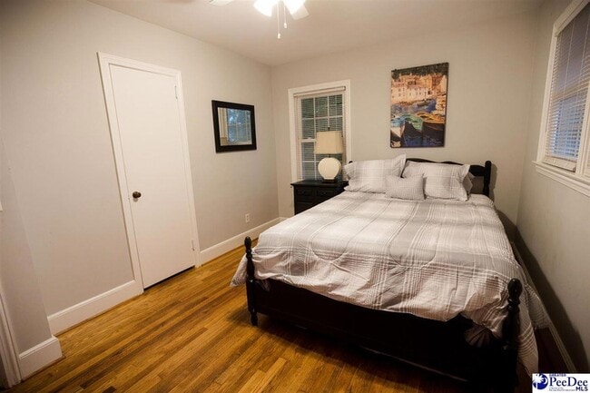 Building Photo - 150 Central Dr