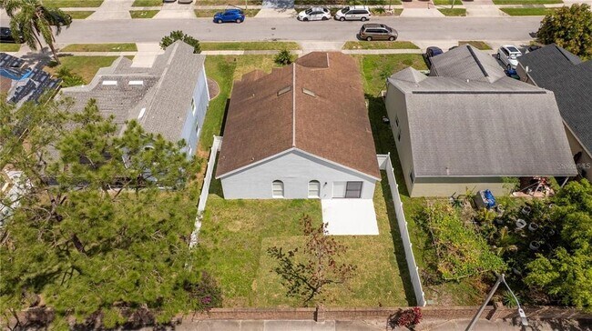 Building Photo - 2218 Newt St