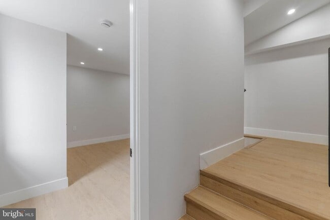 Building Photo - 4522 Baker St