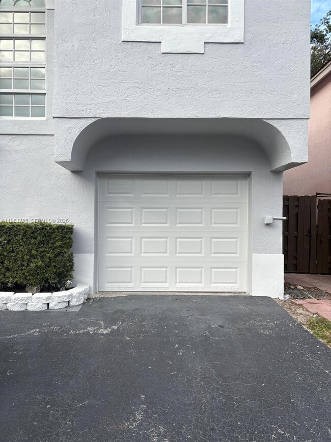 Building Photo - 10225 NW 57th Terrace