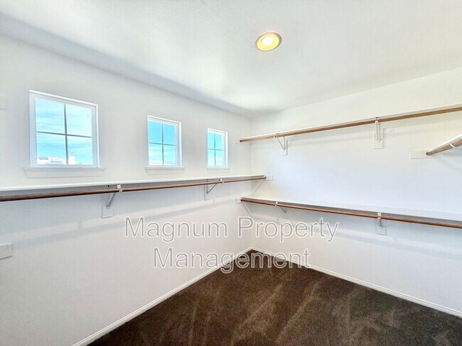 Building Photo - 31409 Orchard Ln
