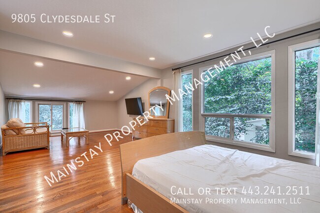 Building Photo - 9805 Clydesdale St