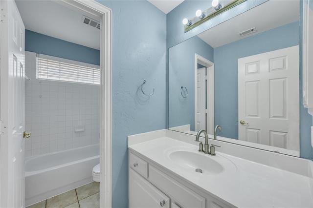 Building Photo - 4758 Ridgeland Dr