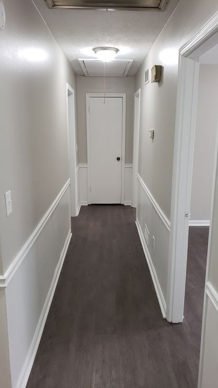 Building Photo - 4270 E Hamill Dr