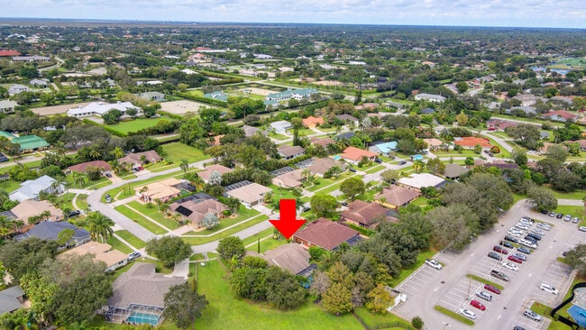 Building Photo - 2664 Yarmouth Dr