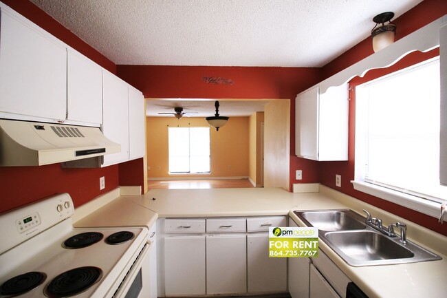 Building Photo - 3 Pointer Ln