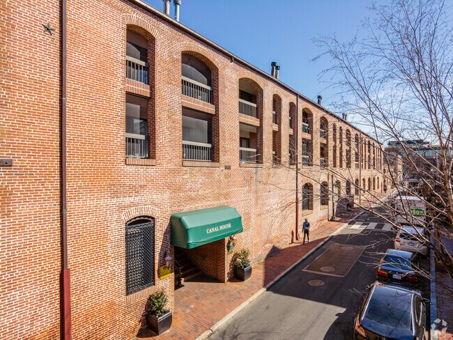 Primary Photo - Canal House