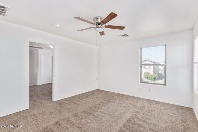 Building Photo - Spacious 3 bed, 2.5 bath in Maricopa