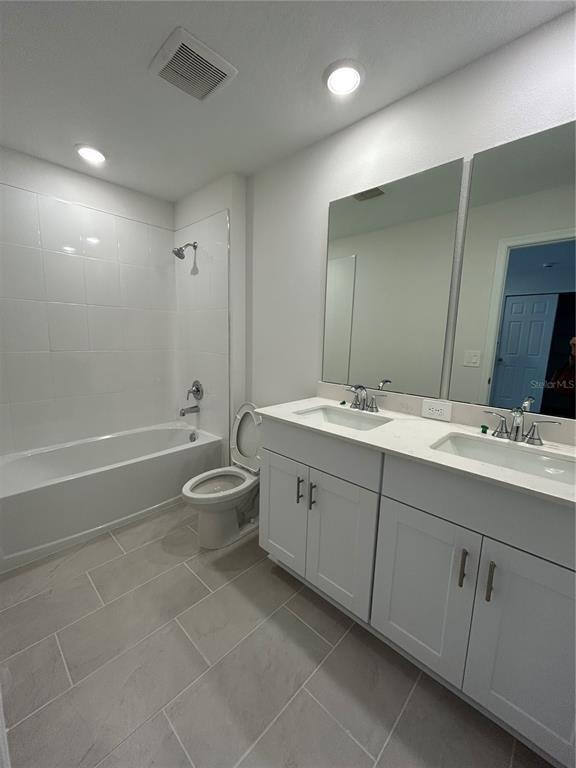 Building Photo - 5140 Springrise Dr