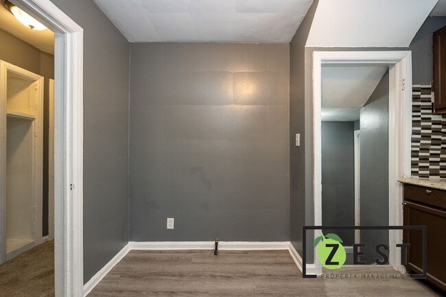 Building Photo - Beautiful 3 bedroom 1 Bath