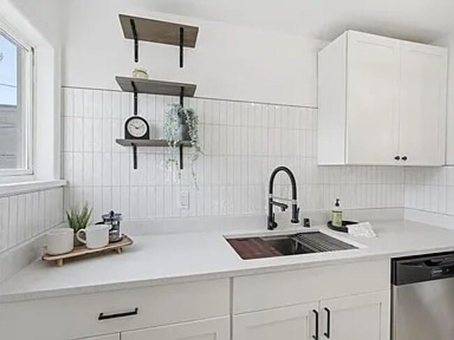 Building Photo - North Spokane 4 Bed, 2 Bath Single Family Home Available Now!