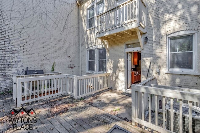 Building Photo - Beautifully Renovated in home in Historic Anacostia